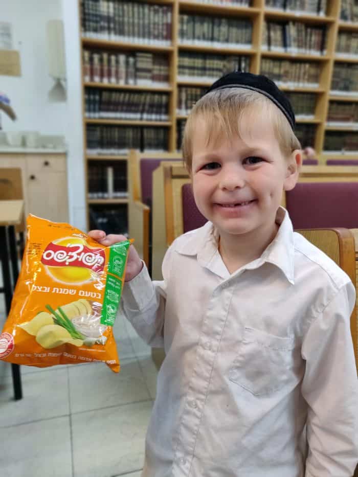 Avos uBanim - Treats